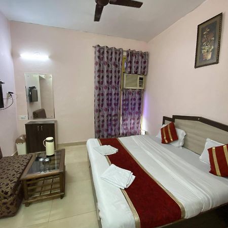 Hotel Rama Palace Katra  Eksteriør billede
