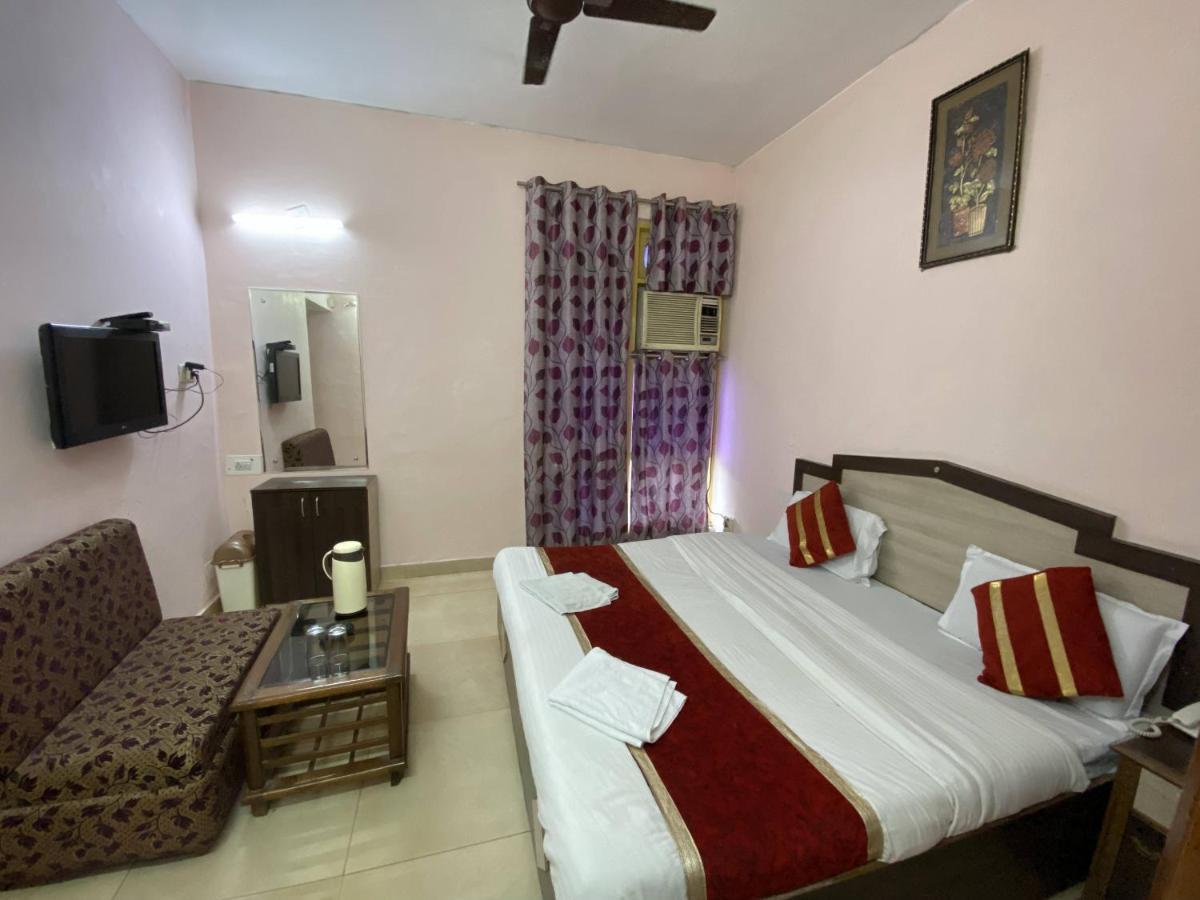 Hotel Rama Palace Katra  Eksteriør billede